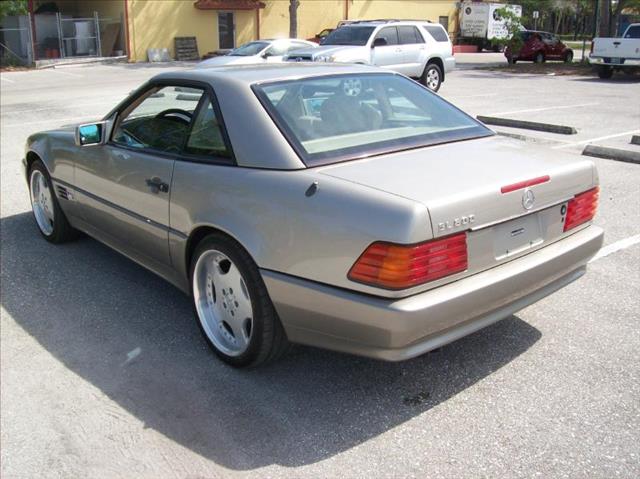 Mercedes-Benz SL-Class 1994 photo 2