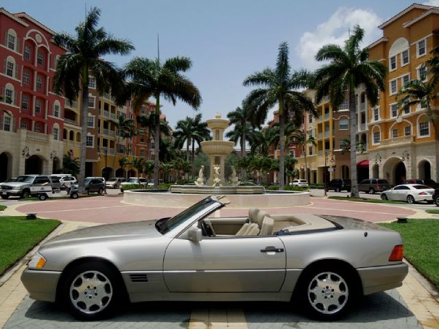 Mercedes-Benz SL-Class 1995 photo 2