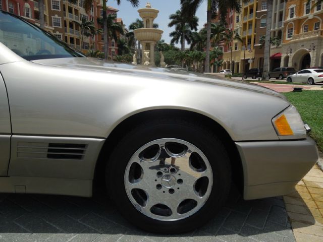 Mercedes-Benz SL-Class 1995 photo 3