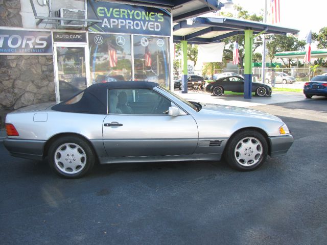 Mercedes-Benz SL-Class 1995 photo 2