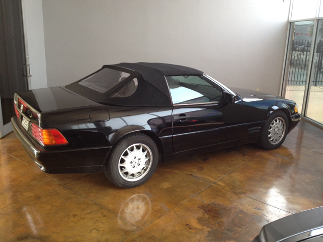 Mercedes-Benz SL-Class 1996 photo 4