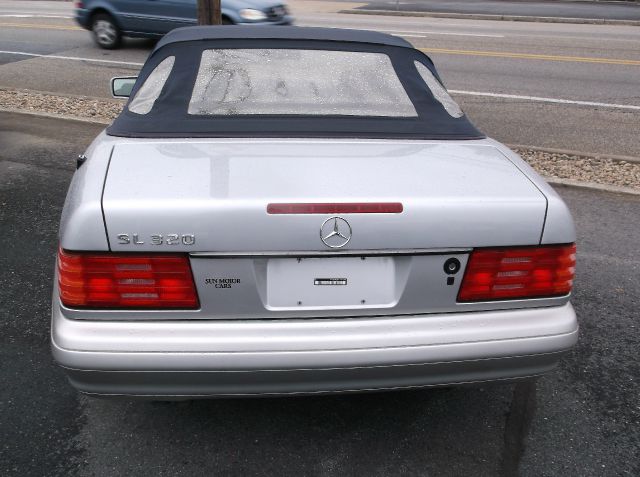 Mercedes-Benz SL-Class 1997 photo 16