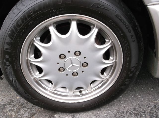 Mercedes-Benz SL-Class 1997 photo 4