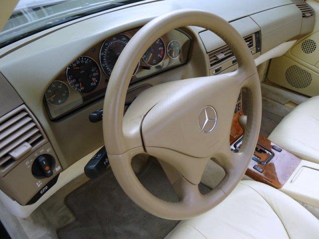 Mercedes-Benz SL-Class 1999 photo 17