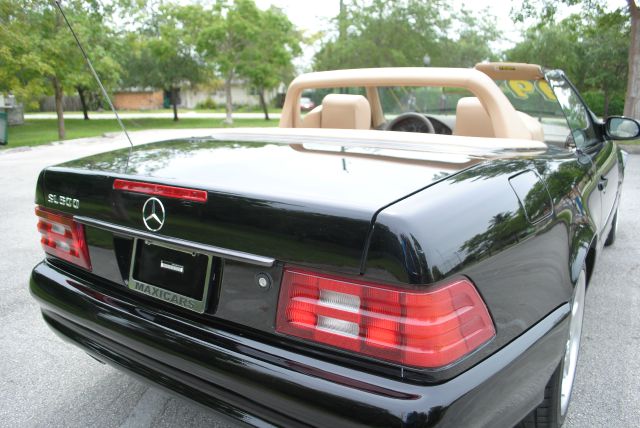 Mercedes-Benz SL-Class 1999 photo 48