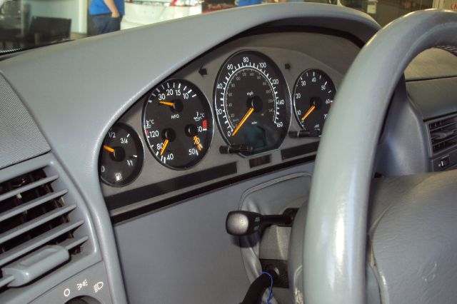 Mercedes-Benz SL-Class 2000 photo 2