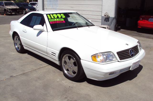 Mercedes-Benz SL-Class 2000 photo 3