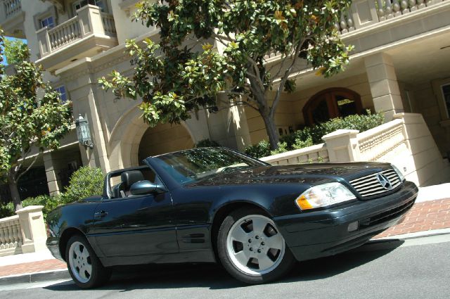 Mercedes-Benz SL-Class 2000 photo 18