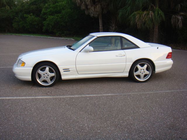 Mercedes-Benz SL-Class 2001 photo 2