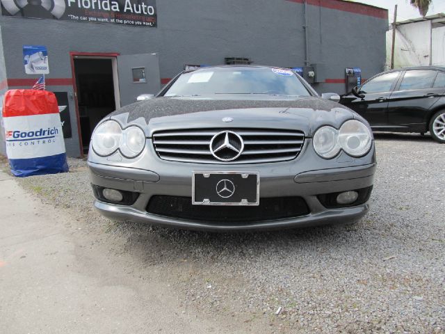 Mercedes-Benz SL-Class 2004 photo 4