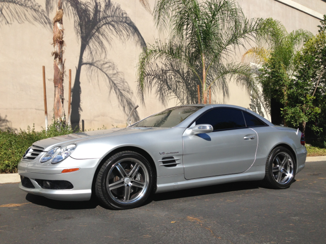 Mercedes-Benz SL-Class 2004 photo 4