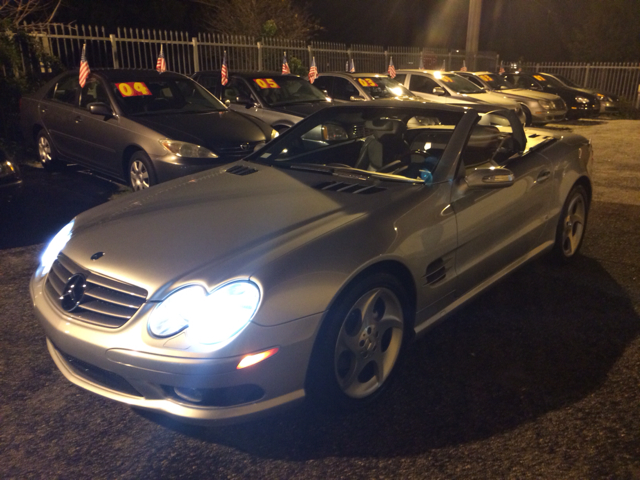 Mercedes-Benz SL-Class 2004 photo 2