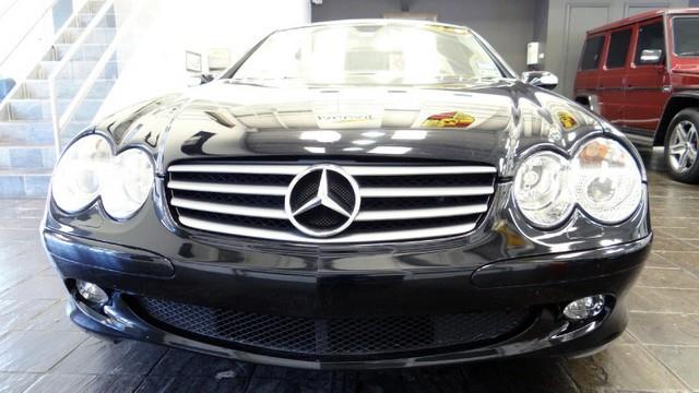 Mercedes-Benz SL-Class 2005 photo 3