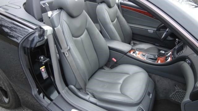 Mercedes-Benz SL-Class 2005 photo 1