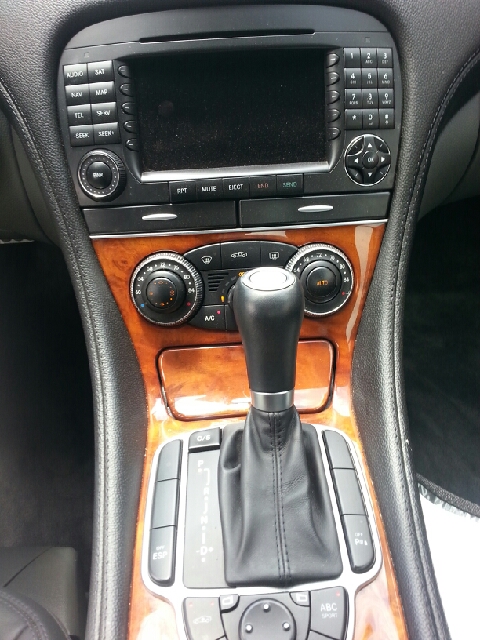 Mercedes-Benz SL-Class 2006 photo 2