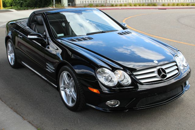 Mercedes-Benz SL-Class 2008 photo 20