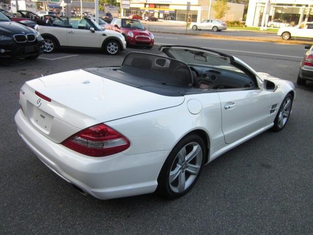 Mercedes-Benz SL-Class 2009 photo 5