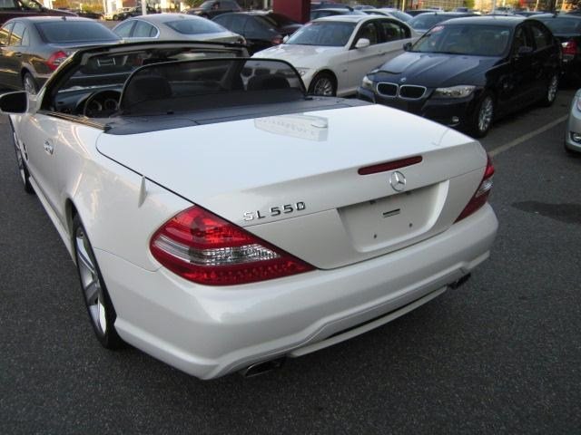 Mercedes-Benz SL-Class 2009 photo 4