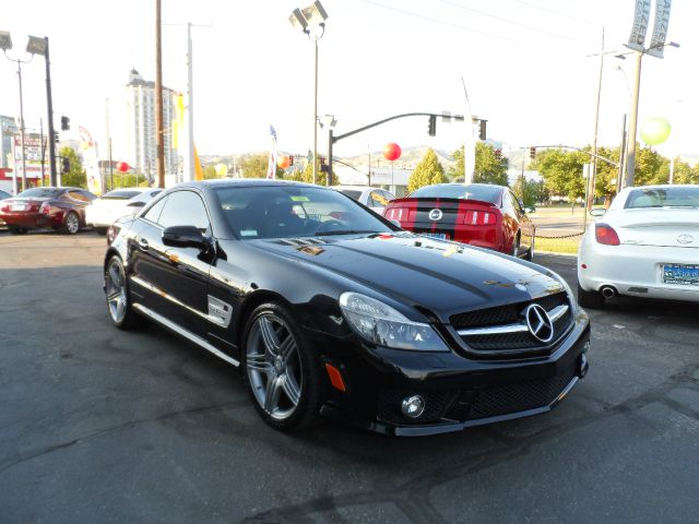 Mercedes-Benz SL-Class Double Cab Convertible