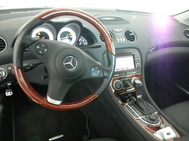Mercedes-Benz SL-Class 2011 photo 1