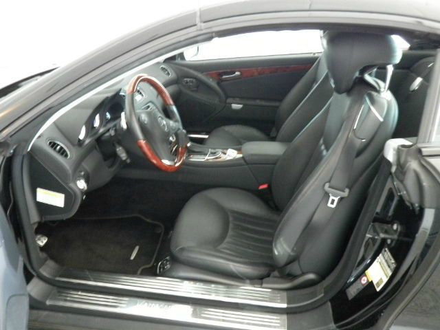 Mercedes-Benz SL-Class 2011 photo 2