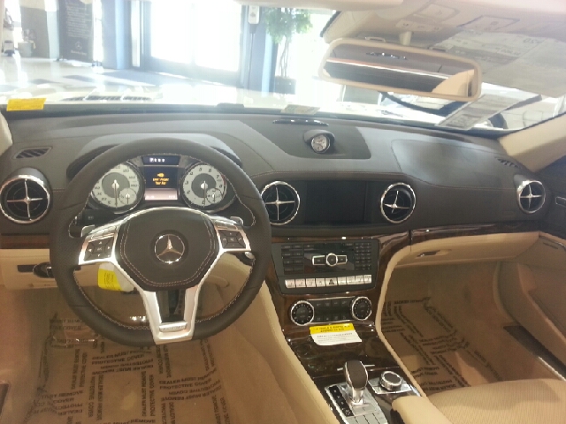 Mercedes-Benz SL-Class 2013 photo 0