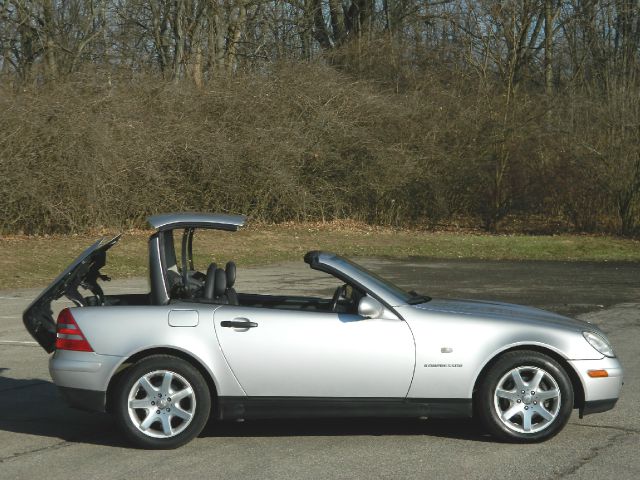 Mercedes-Benz SLK-Class 1998 photo 1