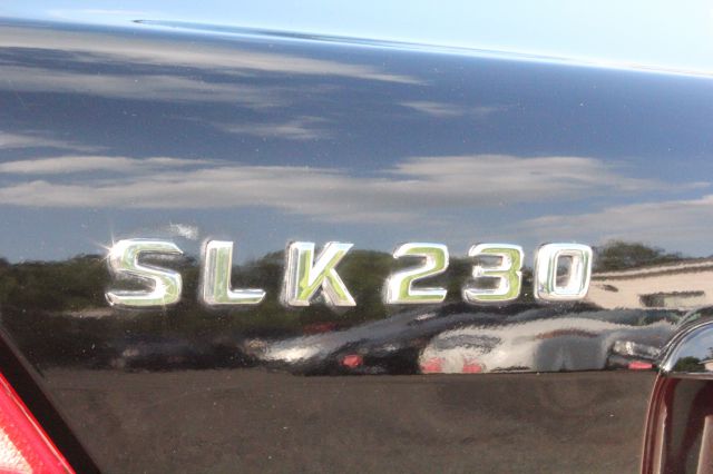Mercedes-Benz SLK-Class 2000 photo 2