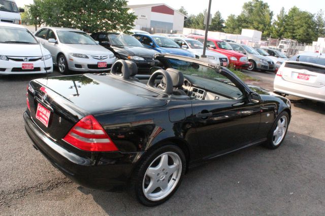 Mercedes-Benz SLK-Class 2000 photo 23
