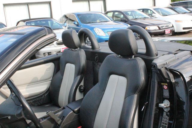 Mercedes-Benz SLK-Class 2000 photo 24