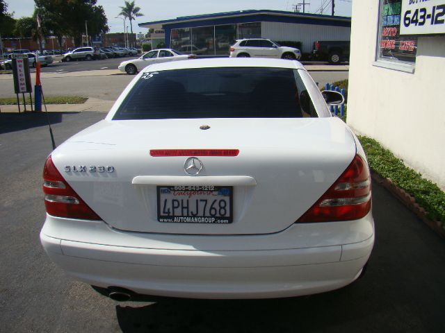 Mercedes-Benz SLK-Class 2001 photo 3