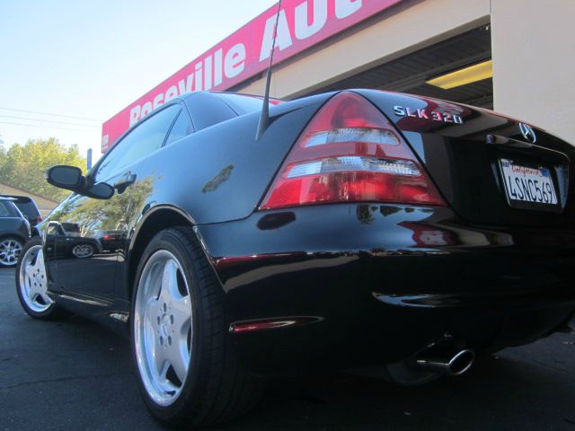 Mercedes-Benz SLK-Class 2001 photo 3