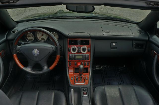 Mercedes-Benz SLK-Class 2002 photo 35