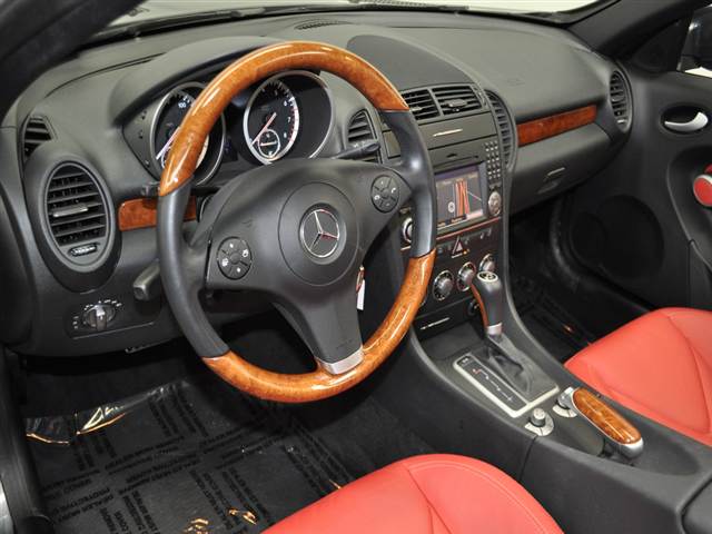 Mercedes-Benz SLK-Class 2010 photo 2