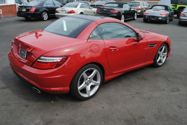 Mercedes-Benz SLK-Class 2012 photo 3