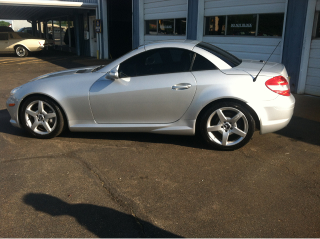 Mercedes-Benz SLK 2005 photo 2