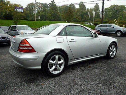 Mercedes-Benz SLK Class 2001 photo 2