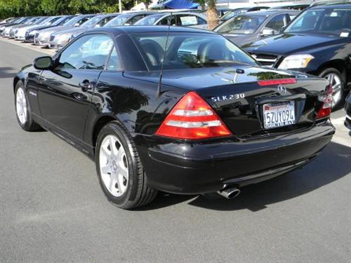Mercedes-Benz SLK Class 2004 photo 1