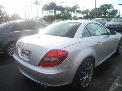 Mercedes-Benz SLK Class 2008 photo 3