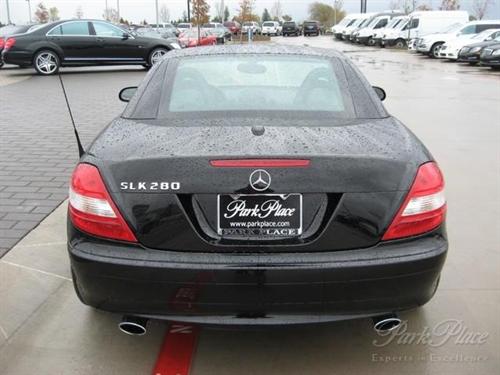 Mercedes-Benz SLK Class 2008 photo 2