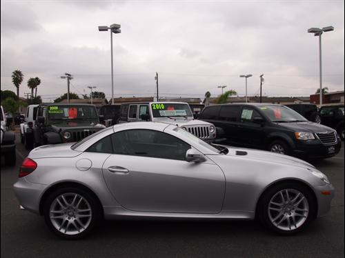 Mercedes-Benz SLK Class 2009 photo 2