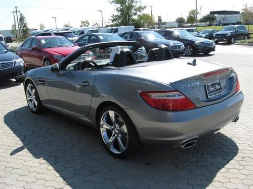 Mercedes-Benz SLK Class 2012 photo 4