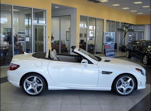 Mercedes-Benz SLK Class 2012 photo 2