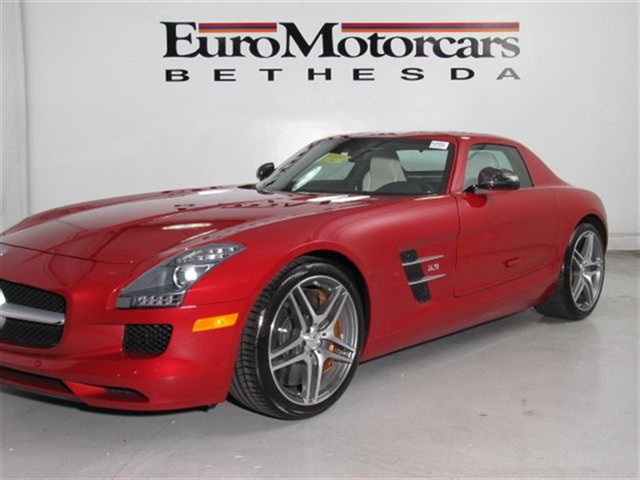 Mercedes-Benz SLS-Class 2011 photo 1