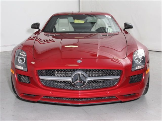 Mercedes-Benz SLS-Class 2011 photo 4