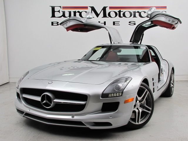 Mercedes-Benz SLS-Class 2011 photo 5