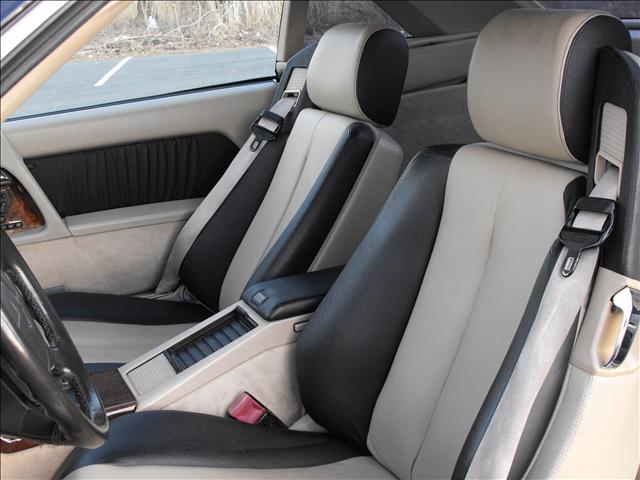 Mercedes-Benz SL Class 1992 photo 4