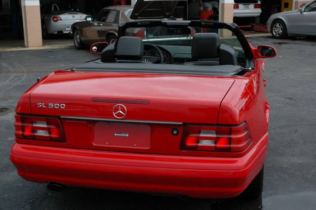 Mercedes-Benz SL Class 1999 photo 2