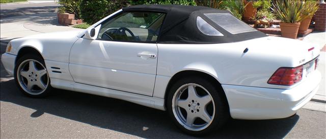 Mercedes-Benz SL Class 2001 photo 2