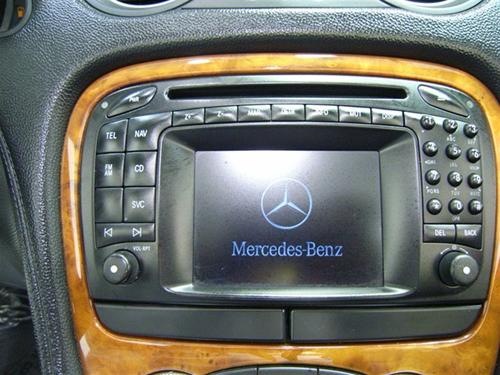 Mercedes-Benz SL Class 2003 photo 2